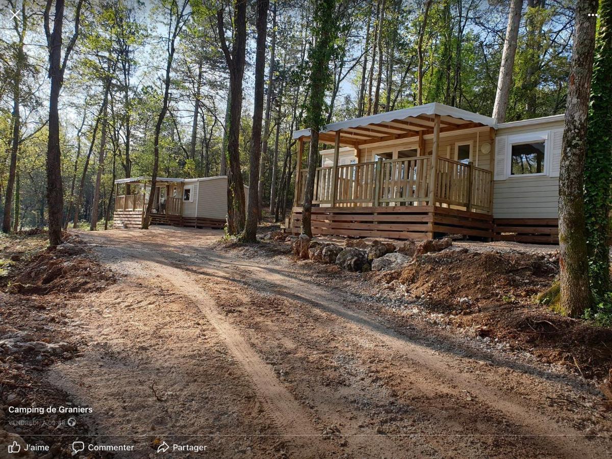 Camping De Graniers Monoblet Ngoại thất bức ảnh