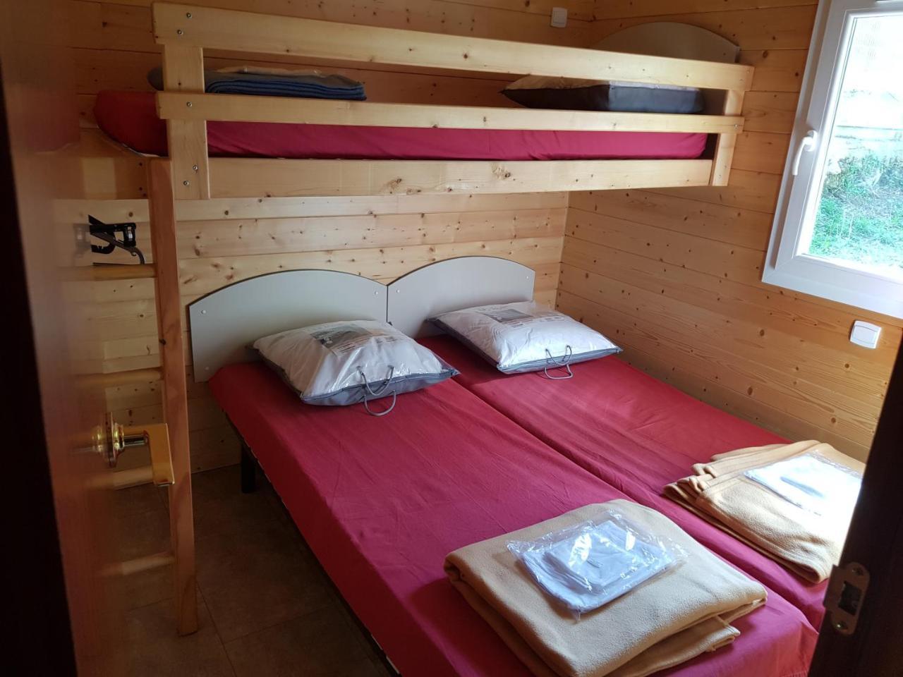 Camping De Graniers Monoblet Ngoại thất bức ảnh
